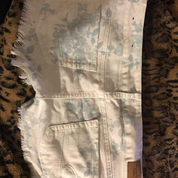 American eagle stretch Jean shorts 🦅. - Picture 2 of 4